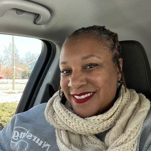 Meet your Posher, Posh